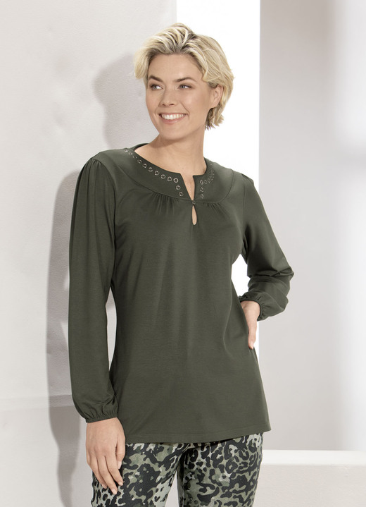 Shirts - Flottes Shirt mit Zierringen , in Größe 036 bis 044, in Farbe KHAKI